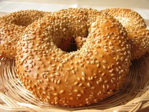 Garlic Bagel - Organic Whole Wheat